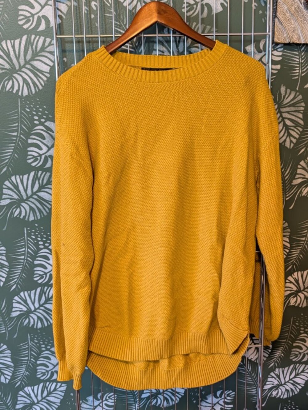 Merokeety Mustard Yellow Textured Crewneck Sweater – Size Large